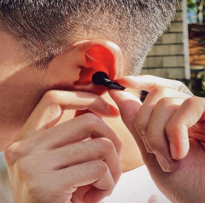 Bone Conduction Headphones – Open-Ear Wireless Headset with Bluetooth 5.3 & Noise Reduction